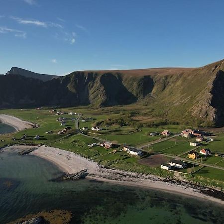 Sjarmerende Hus Med Orkesterplass Til Hav Og Fjell Stave Luaran gambar